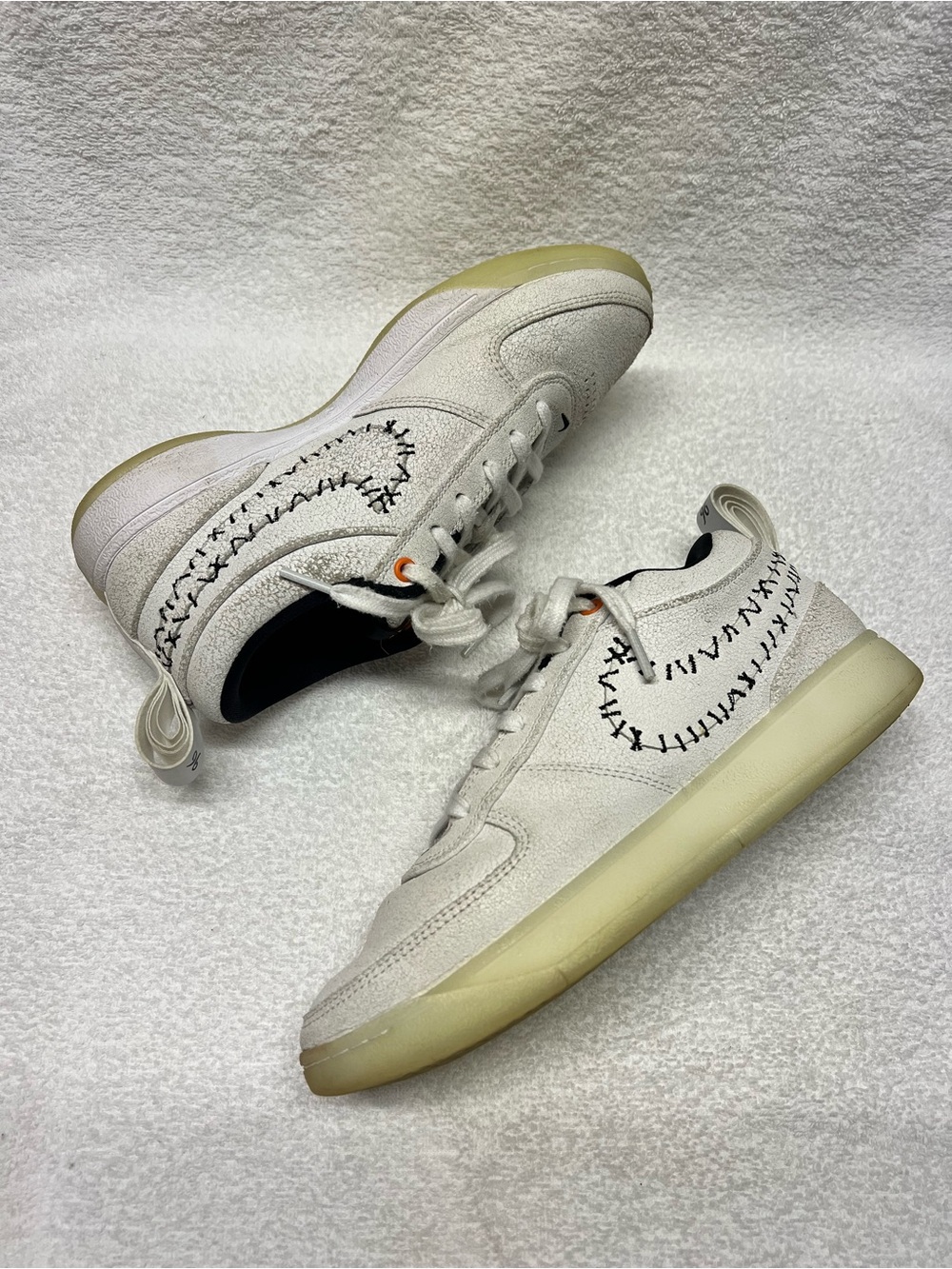 Rare! Nike Book 1 'Nightmare Before Christmas’ Glowing Soles Shoes M 8 / W 9.5 - Picture 8 of 15